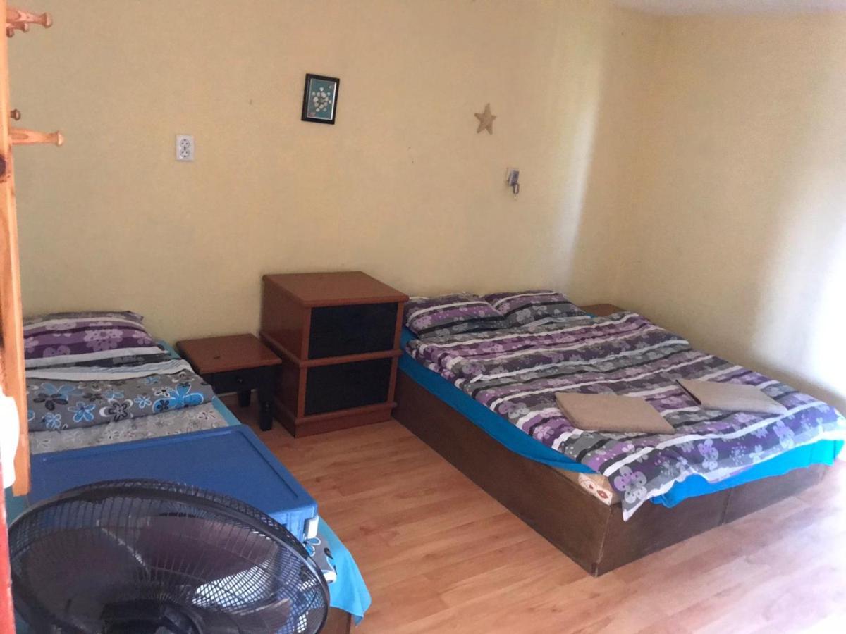הוילה וארנה Sunset House מראה חיצוני תמונה