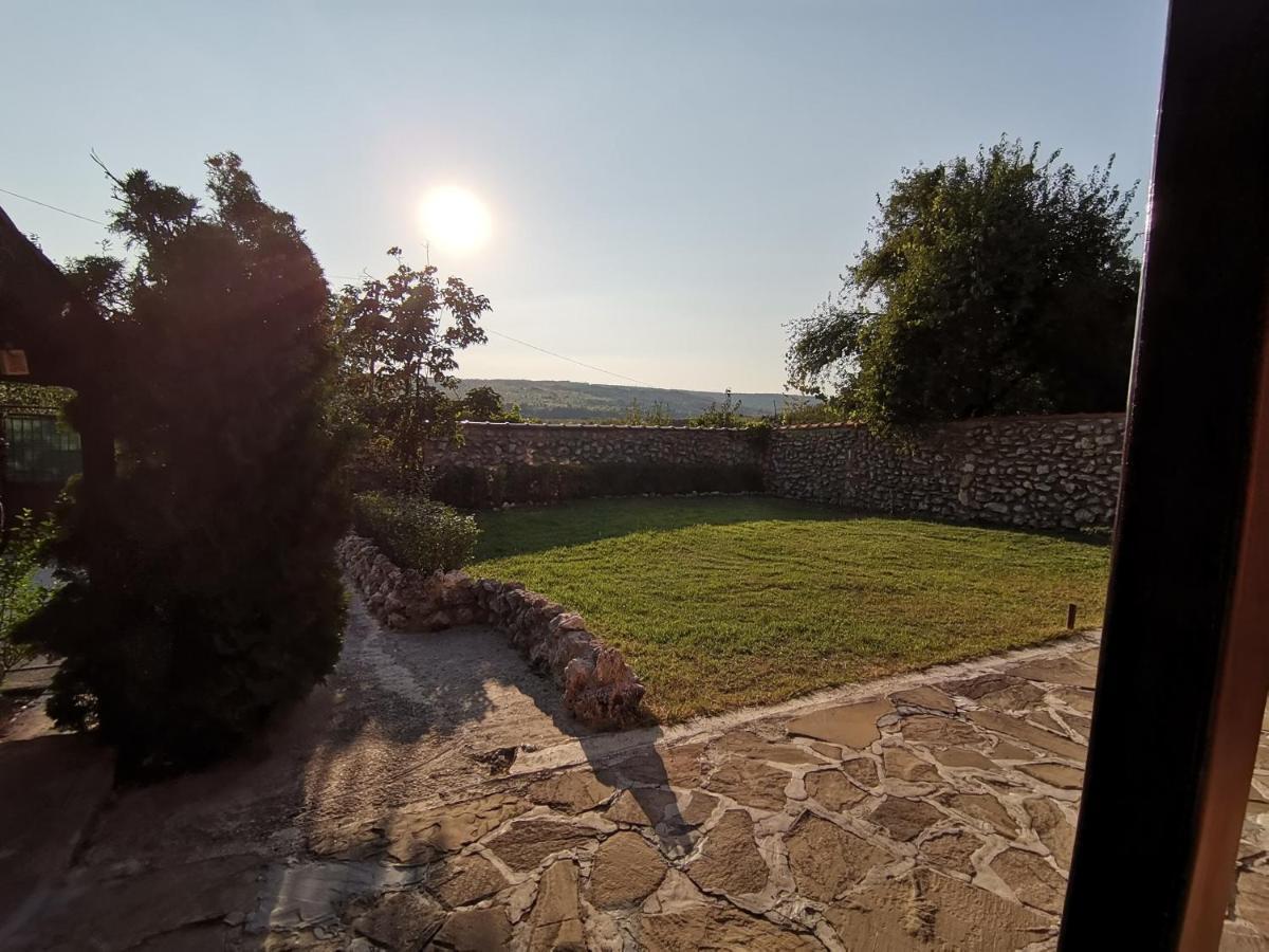 הוילה וארנה Sunset House מראה חיצוני תמונה